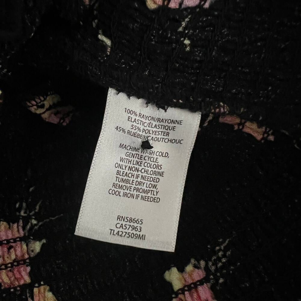 Leith Smocked Crop Black Floral Top Sweetheart Neckline Boho Peasant Size M - Picture 11 of 11